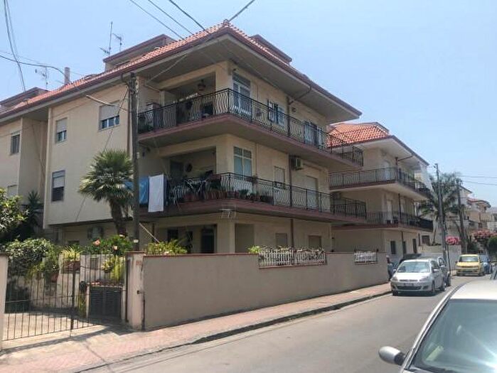 Casa quadrilocale in vendita in Via Palermo, Furnari