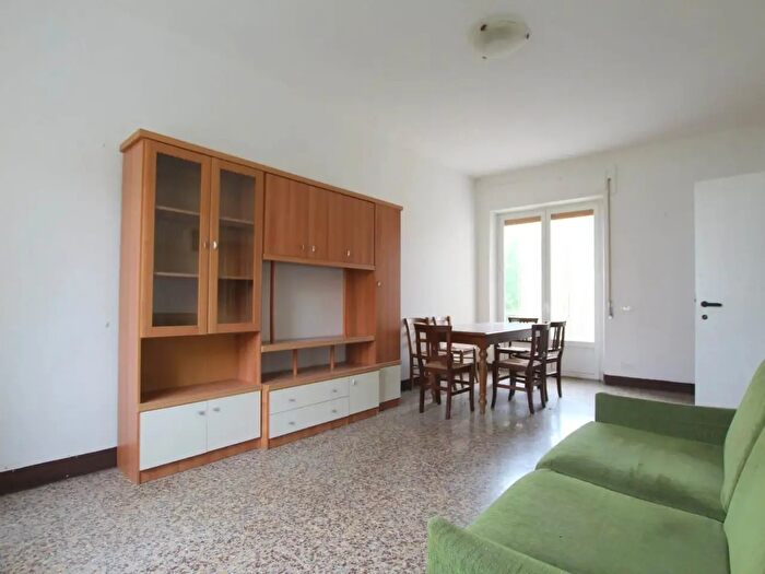 Appartamento quadrilocale in vendita in Via Astolfo Petrazzi, Siena