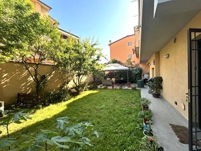 Appartamento con 5 locali in vendita in Via di Peretola, Firenze