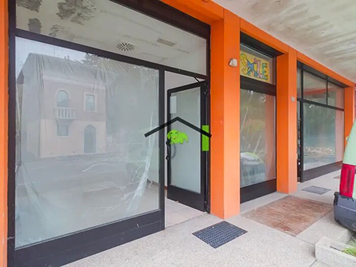 Appartamento con 12 locali in vendita in Via Cavour, Spilimbergo