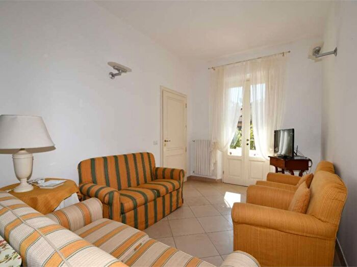 Appartamento quadrilocale in affitto in Centro, Forte dei Marmi