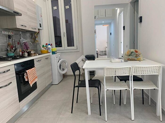 Appartamento trilocale in affitto in Via Appia Nuova, Re di Roma, Roma