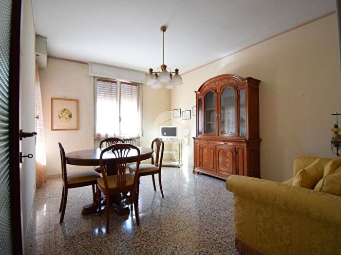 Appartamento quadrilocale in vendita in Via Don Luigi Cantini, Centro, Agrate Brianza
