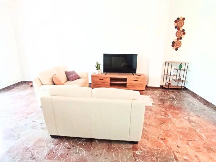 Appartamento quadrilocale in affitto in Carrara