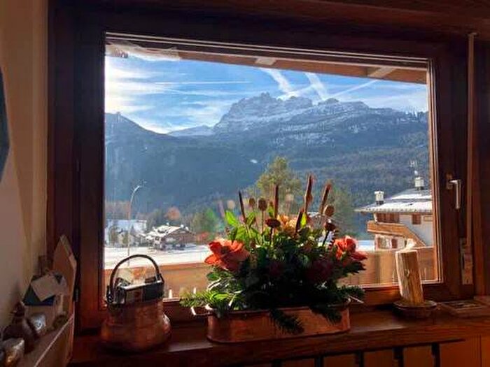 Appartamento con 5 locali in affitto in Pezie, Centro, Cortina d'Ampezzo