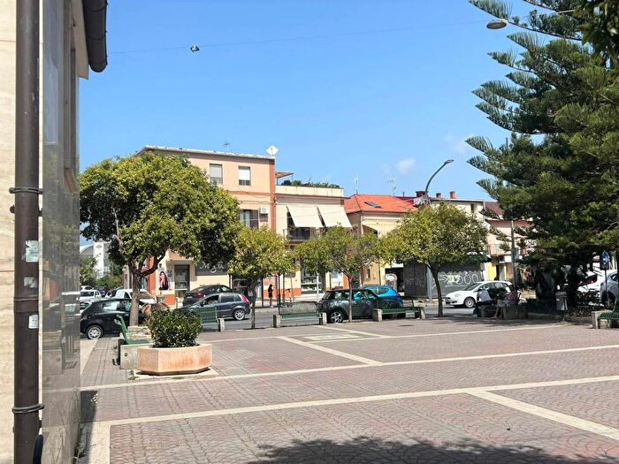 Appartamento trilocale in affitto in Catanzaro Lido, Catanzaro