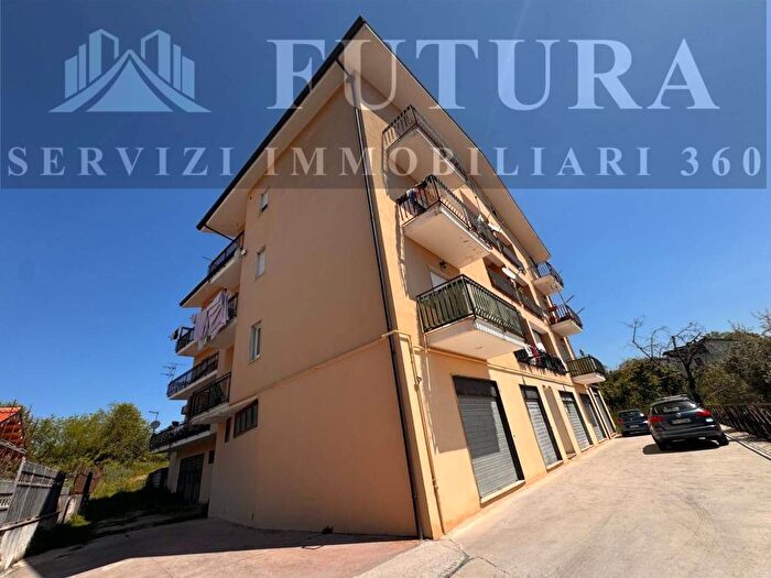 Appartamento trilocale in affitto in Via san Sebastiano, Capriglia Irpina