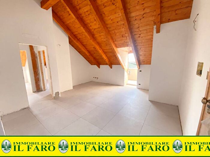 Appartamento trilocale in affitto in Via Colonne, Giardini Oasi Sacro Cuore, Giugliano in Campania