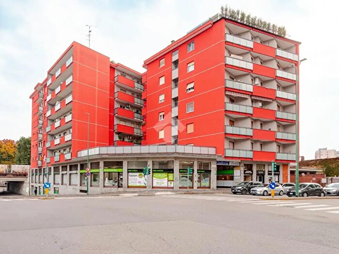 Appartamento bilocale in vendita in Viale a Gramsci, Sesto San Giovanni