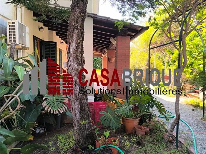 Casa con 7 locali in vendita in Via Vasco De Gama, Casteldaccia