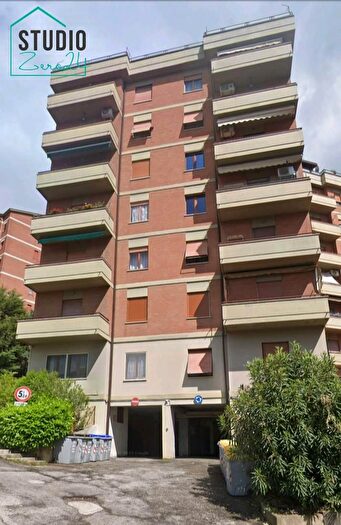 Appartamento quadrilocale in vendita in Via Serafino Calindri, Perugia