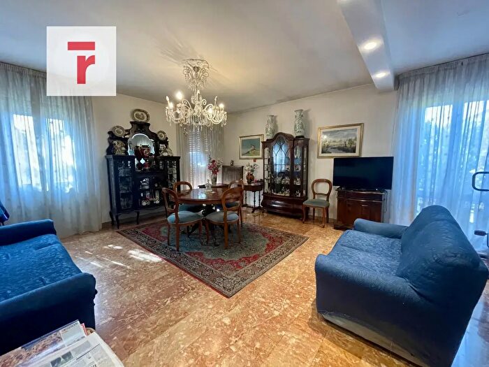 Appartamento trilocale in vendita in Padova