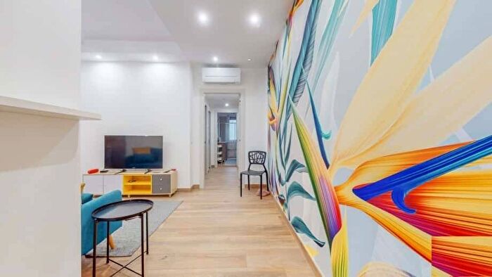 Appartamento trilocale in affitto in Via Savona, Solari, Milano