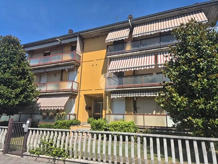 Appartamento trilocale in vendita in Via dei Gelsi, Portalbera