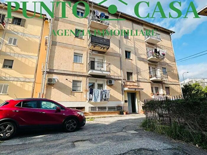 Appartamento trilocale in vendita in Via Razionale, Lamezia Terme