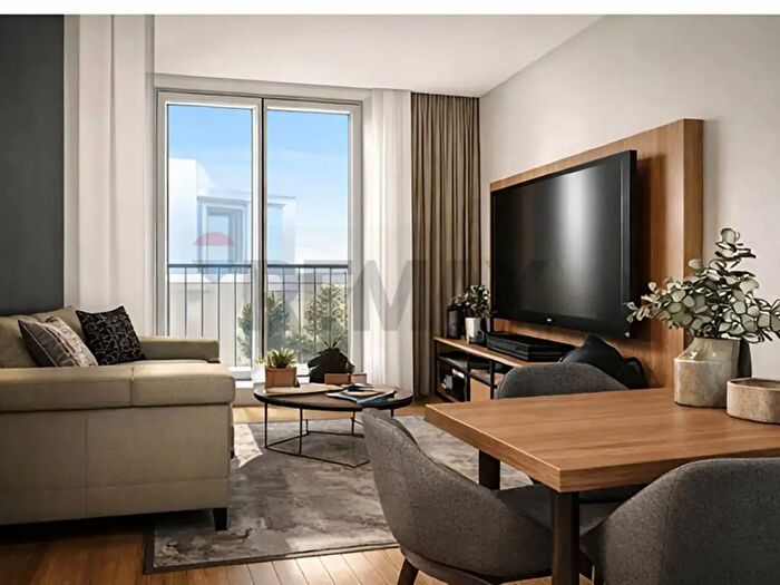 Appartamento trilocale in vendita in Corso Tardi Ebenech, Savona