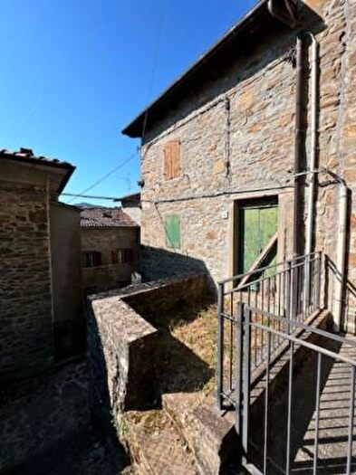 Casa con 5 locali in vendita in Via Vilia, Alto Reno Terme