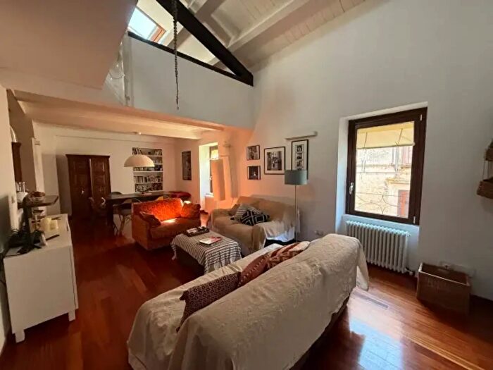 Appartamento quadrilocale in vendita in Via Giuseppe Poerio, Catanzaro