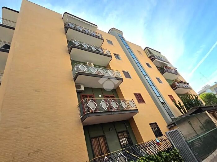 Appartamento quadrilocale in vendita in Via Domenico Morea, Bari