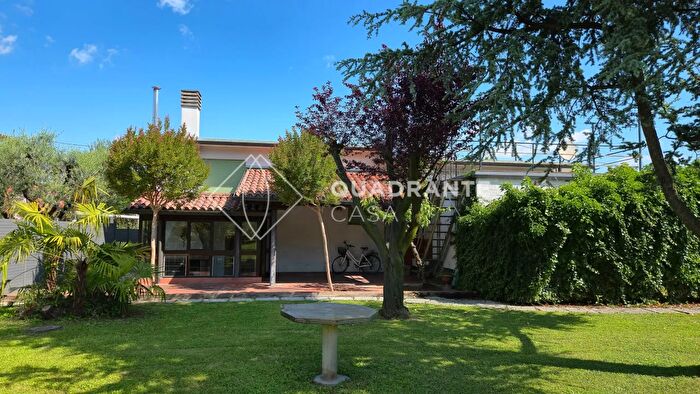 Casa quadrilocale in vendita in Via Caposeda, Montegrotto Terme