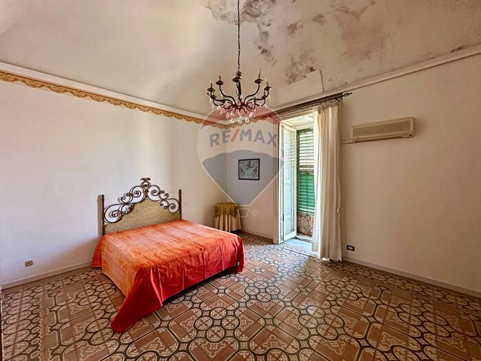 Appartamento con 6 locali in vendita in Corso Italia, Ragusa