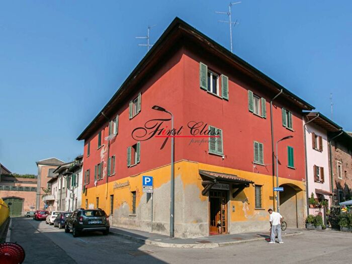Appartamento bilocale in affitto in Via Edoardo Porro, Farini, Milano