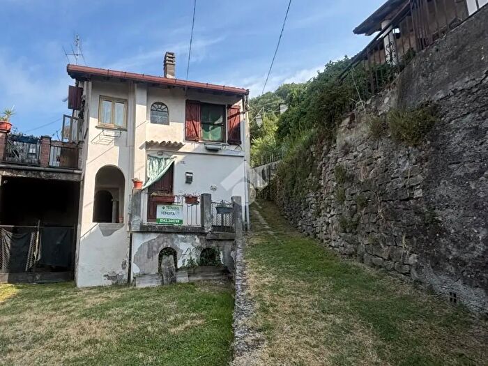 Casa quadrilocale in vendita in Localita' S Martino, Borghetto Di Borbera