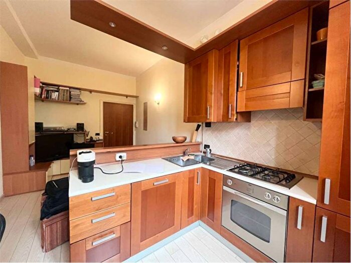 Appartamento bilocale in affitto in Via Crema, Porta Romana Medaglie dOro, Milano