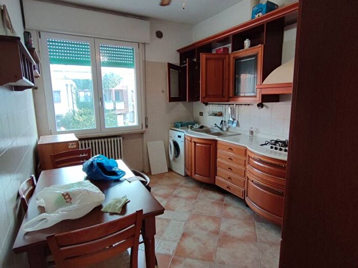 Appartamento quadrilocale in affitto in Via Enrico Toti, Bettola Zelo Foramagno, Peschiera Borromeo