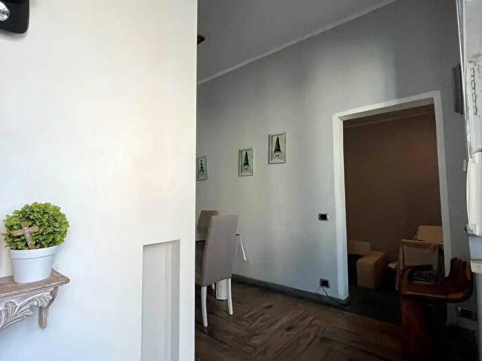 Appartamento bilocale in vendita in Piazza Matteotti, Scandicci