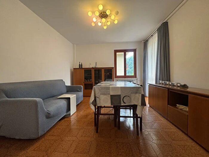Appartamento trilocale in vendita in Frazione Ghisola, Paesana