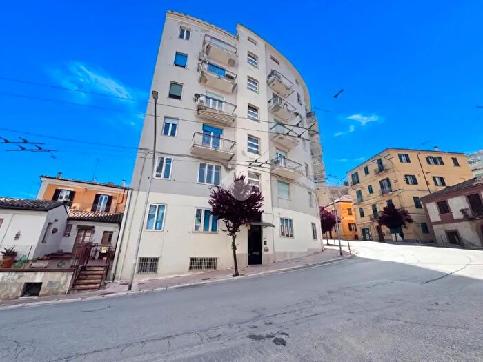 Appartamento bilocale in vendita in Via Madonna degli Angeli, Chieti