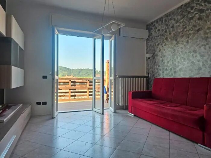 Appartamento trilocale in vendita in Via delle Roveri, Ponteranica