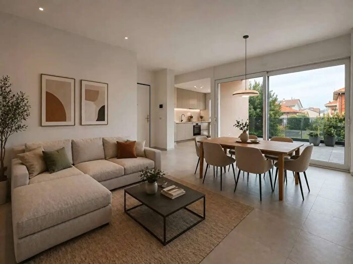 Appartamento trilocale in vendita in Via Ragnone, Colverde