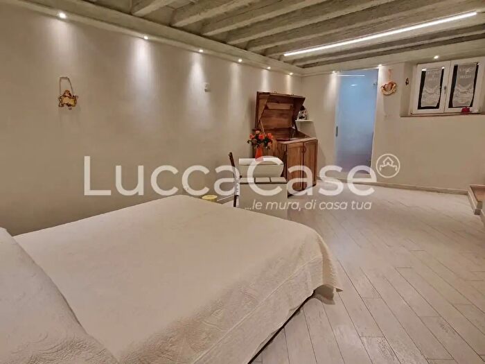 Appartamento bilocale in vendita in a Vittorio Emanuele II, Lucca