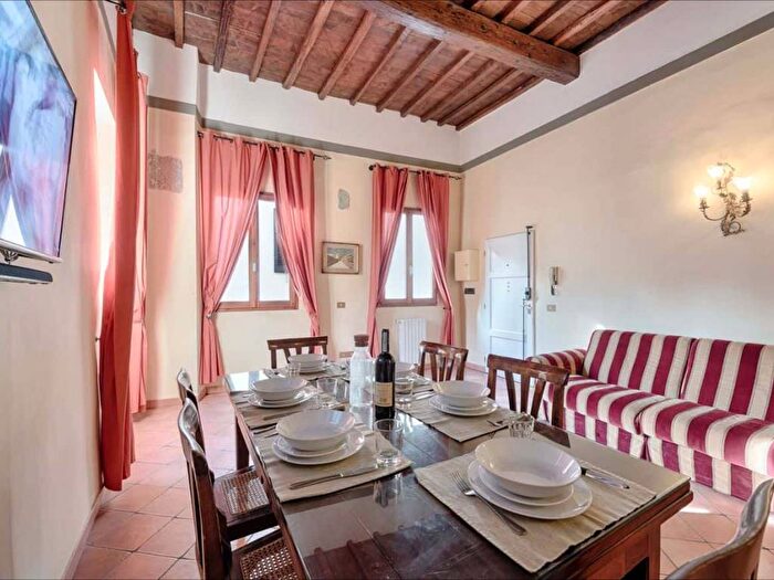 Appartamento trilocale in affitto in Via Monalda, Piazza della Repubblica, Firenze