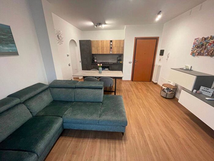 Appartamento bilocale in affitto in Via Rickenbach, Melegnano