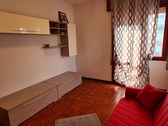 Appartamento trilocale in affitto in Via Giovanni Brotto, Terranegra, Padova