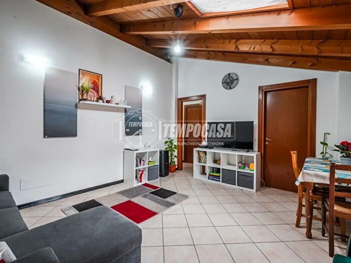 Appartamento trilocale in vendita in Modena, Castelvetro Di Modena