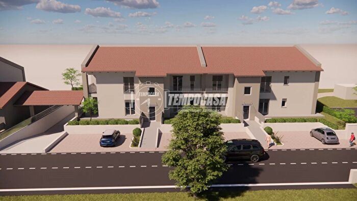 Appartamento trilocale in vendita in Via Santa Lucia, Fossano