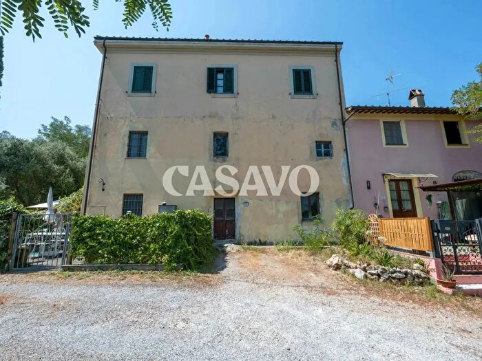 Appartamento con 5 locali in vendita in Viale Casapieri, Vecchiano