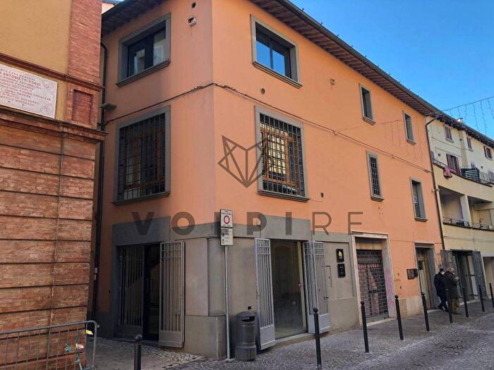 Casa trilocale in affitto in Piazza Giuseppe Mazzini, Bastia, Bastia Umbra