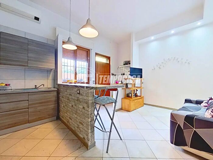 Appartamento bilocale in vendita in Via Don Gerolamo Zaroli, Legnano