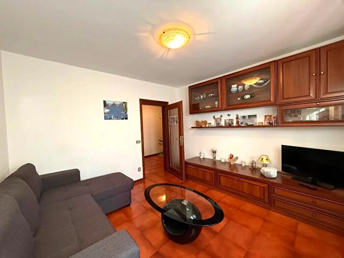 Casa trilocale in vendita in Via alla Chiesa, Chiavenna