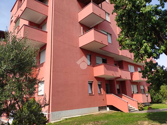 Appartamento bilocale in affitto in Via Padre Ceriani, Semicentro Isola, Corbetta