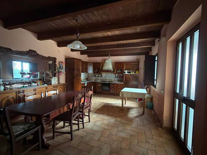 Appartamento bilocale in affitto in Località Cardolo, Feroleto Antico