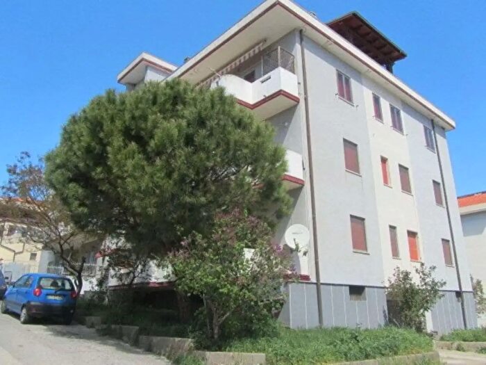 Appartamento con 6 locali in vendita in Germania, Guglionesi