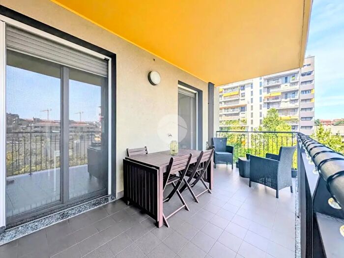 Appartamento bilocale in vendita in Via Enrico Cialdini, Milano