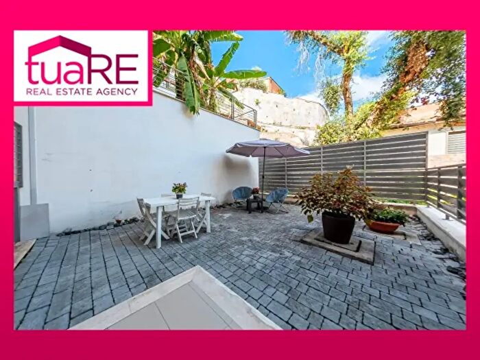 Appartamento trilocale in vendita in Via Vicolungo, Roma