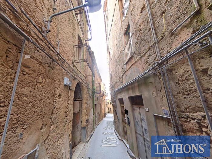 Casa in vendita in Via San Girolamo, Enna